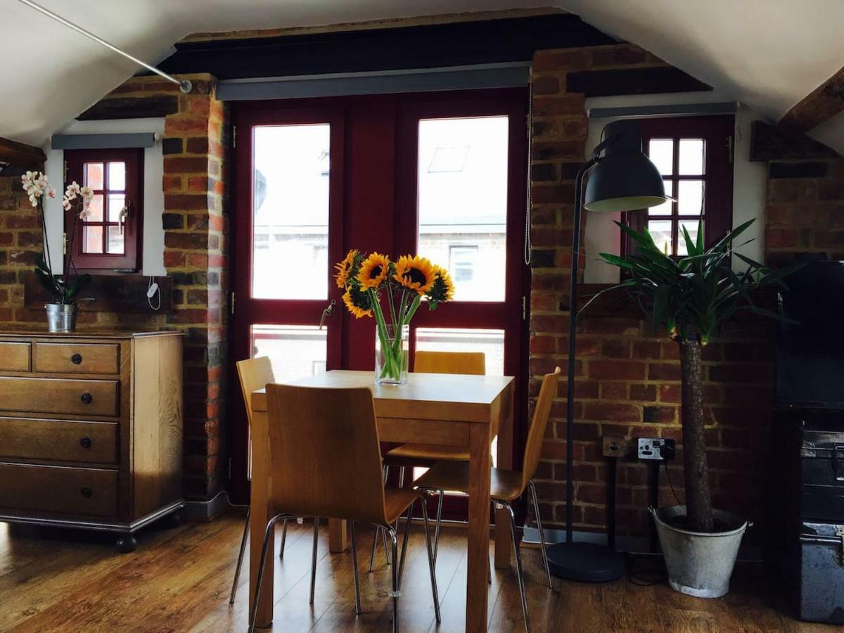 Victorian Penthouse Apartment 格洛斯特 外观 照片